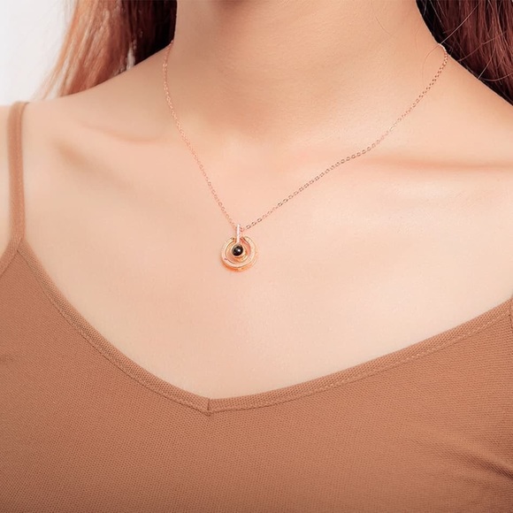 ILOVEYOU x 100 Languages Necklace - Picture 4 of 4